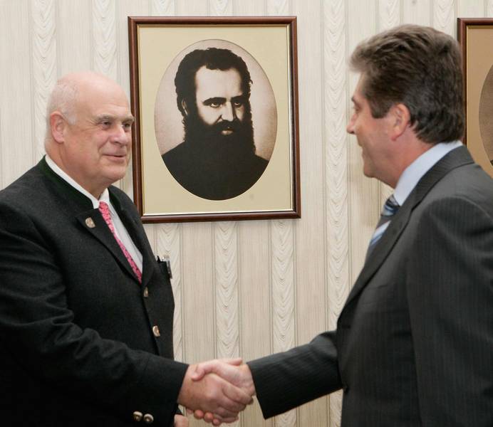 Bulgarien inde i varmen hos CIC