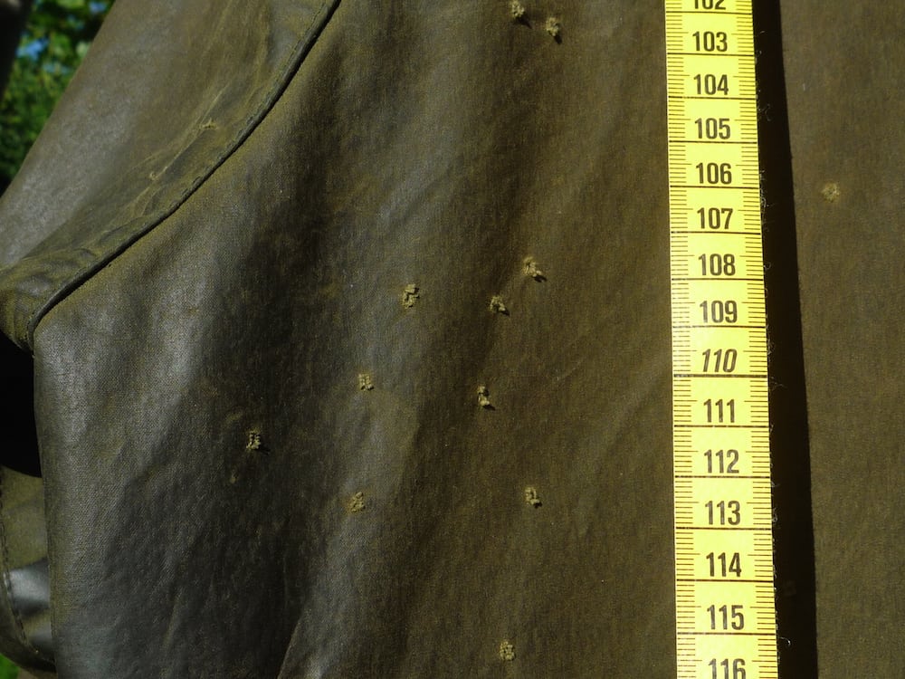 Vådeskuds-jakke overdraget til Museum P1110164 2