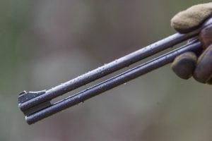 Behandling af fugtige våben