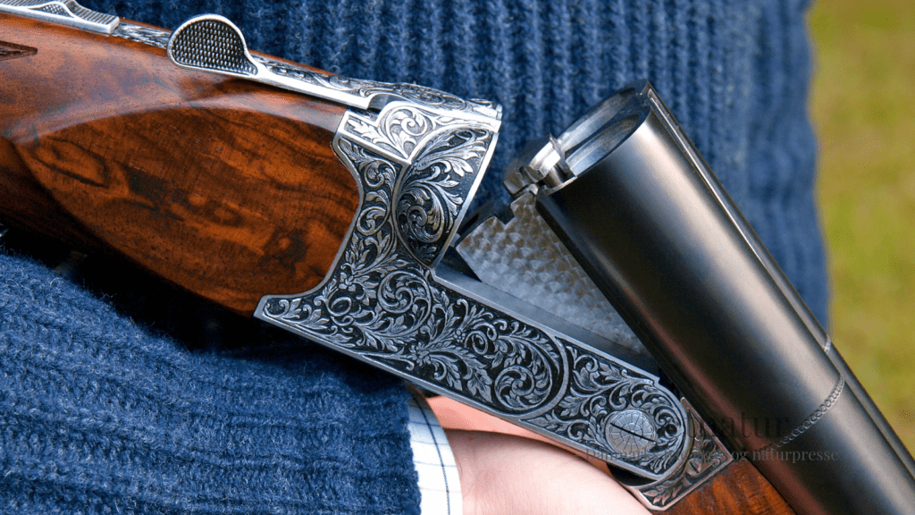 Kvinde modtager klækkelig bøde for opbevaring af våben